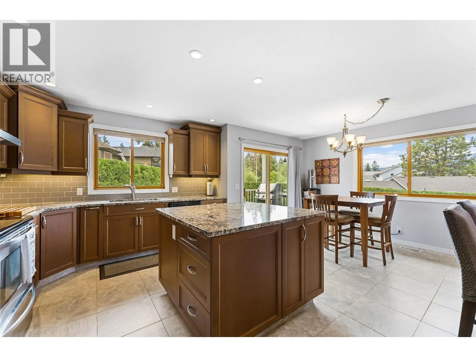 Photo of Listing #10388720