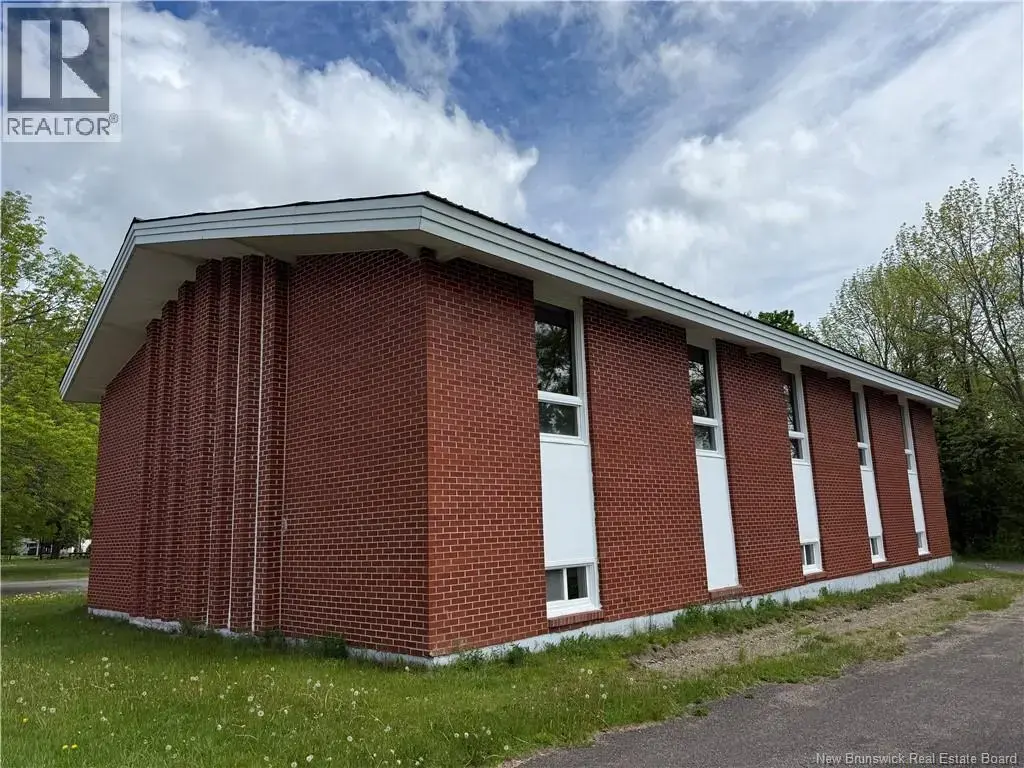 98 Mcnair Drive, Nackawic