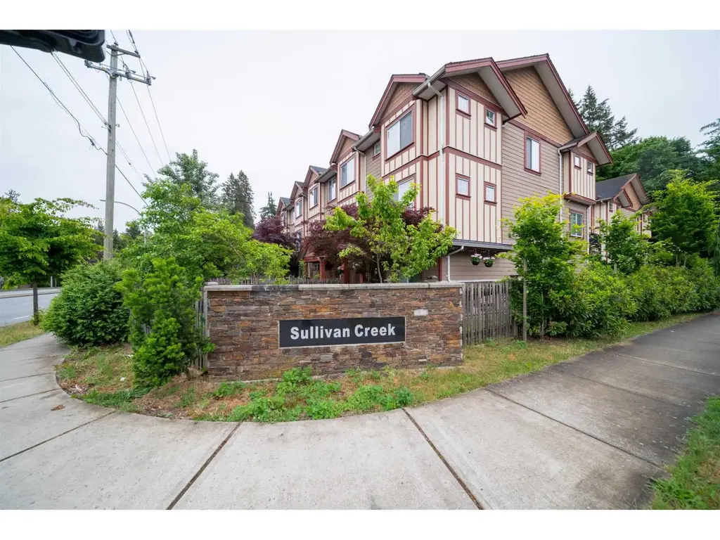3 6388 140 Street, Surrey