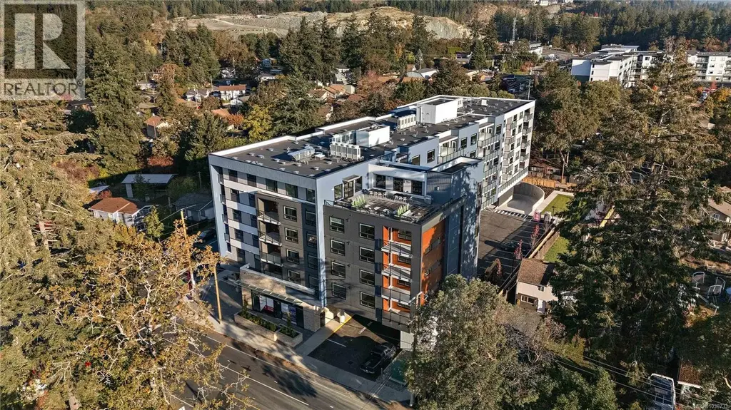 213 2881 Leigh Rd, Langford