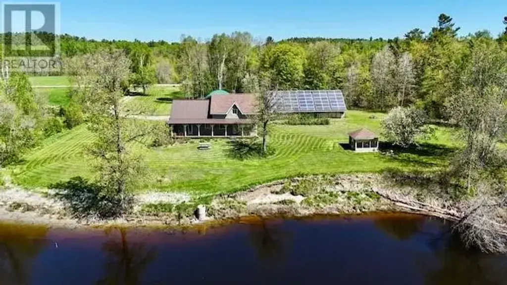 760 River Rd, Massey