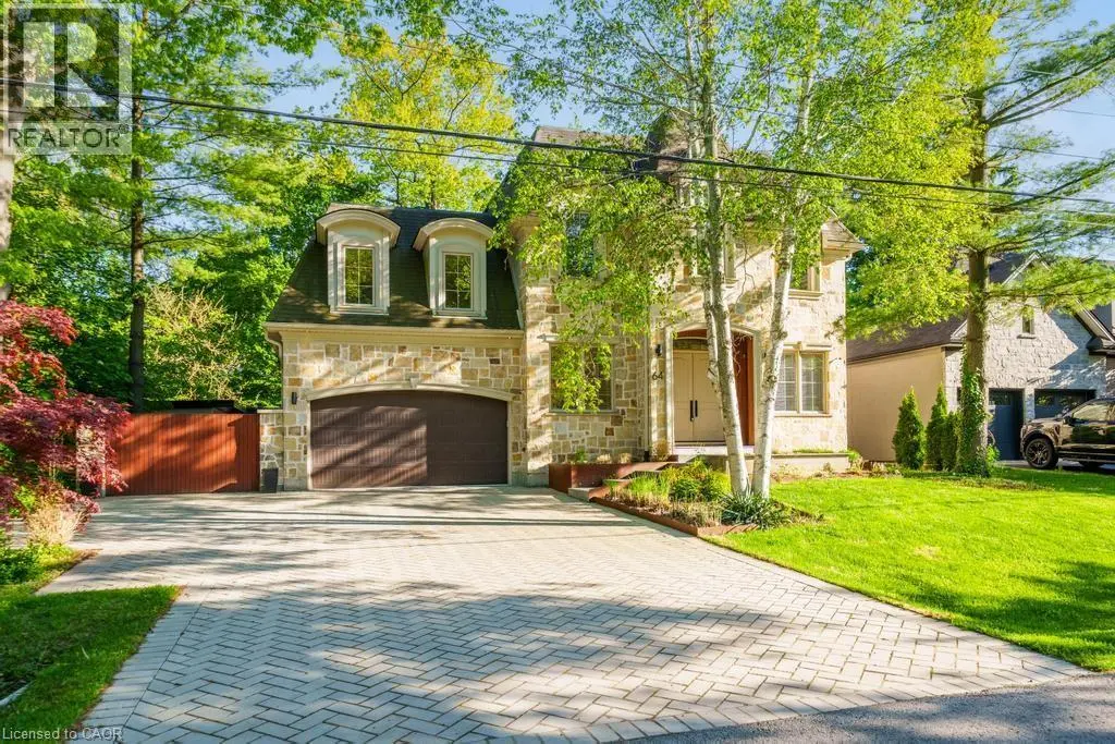 64 Ravina Crescent, Ancaster