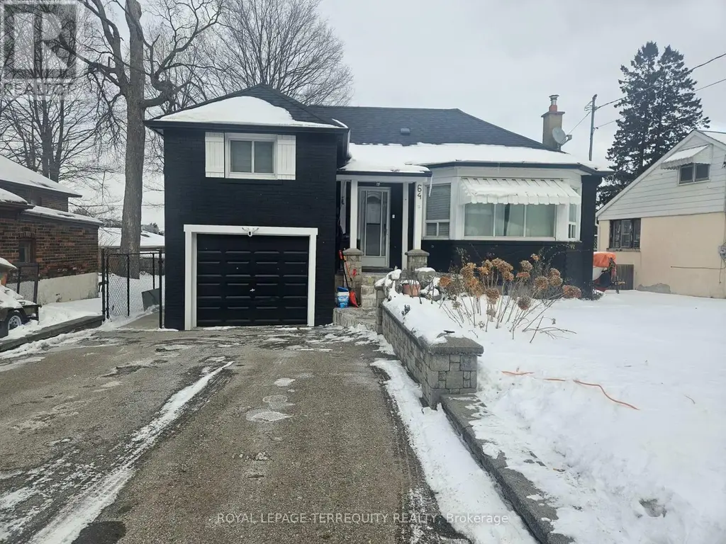 64 Pelmo Crescent, Toronto (Humberlea-Pelmo Park)