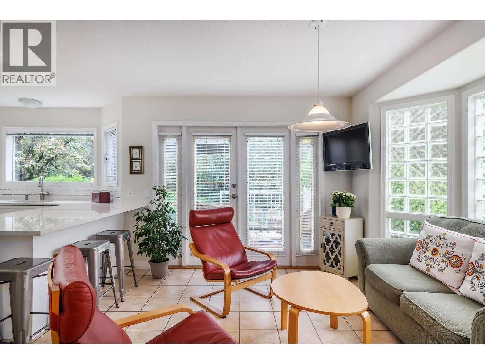 980 Dilworth Drive Unit# 3. Kelowna, British Columbia
