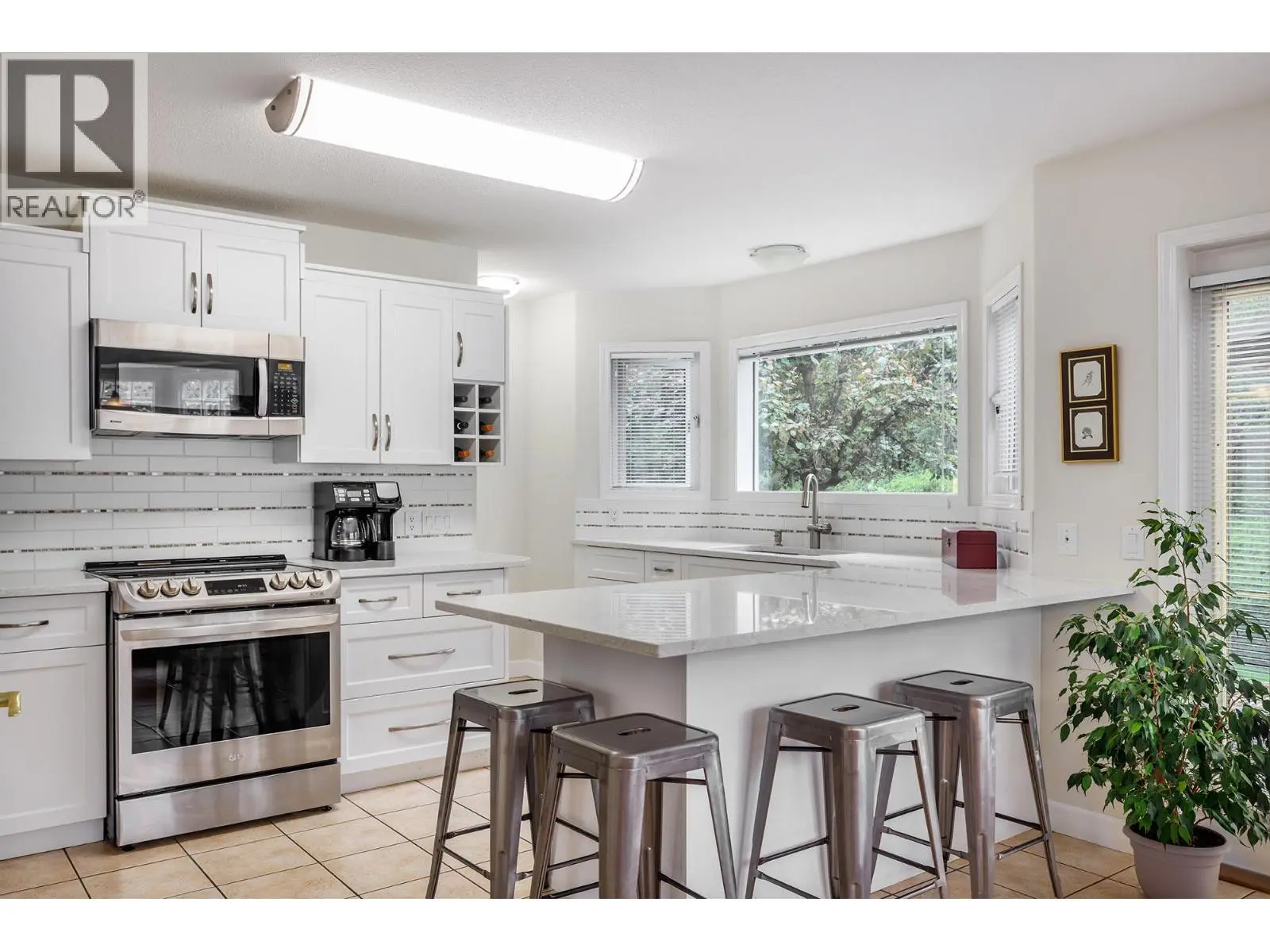 980 Dilworth Drive Unit# 3. Kelowna, British Columbia