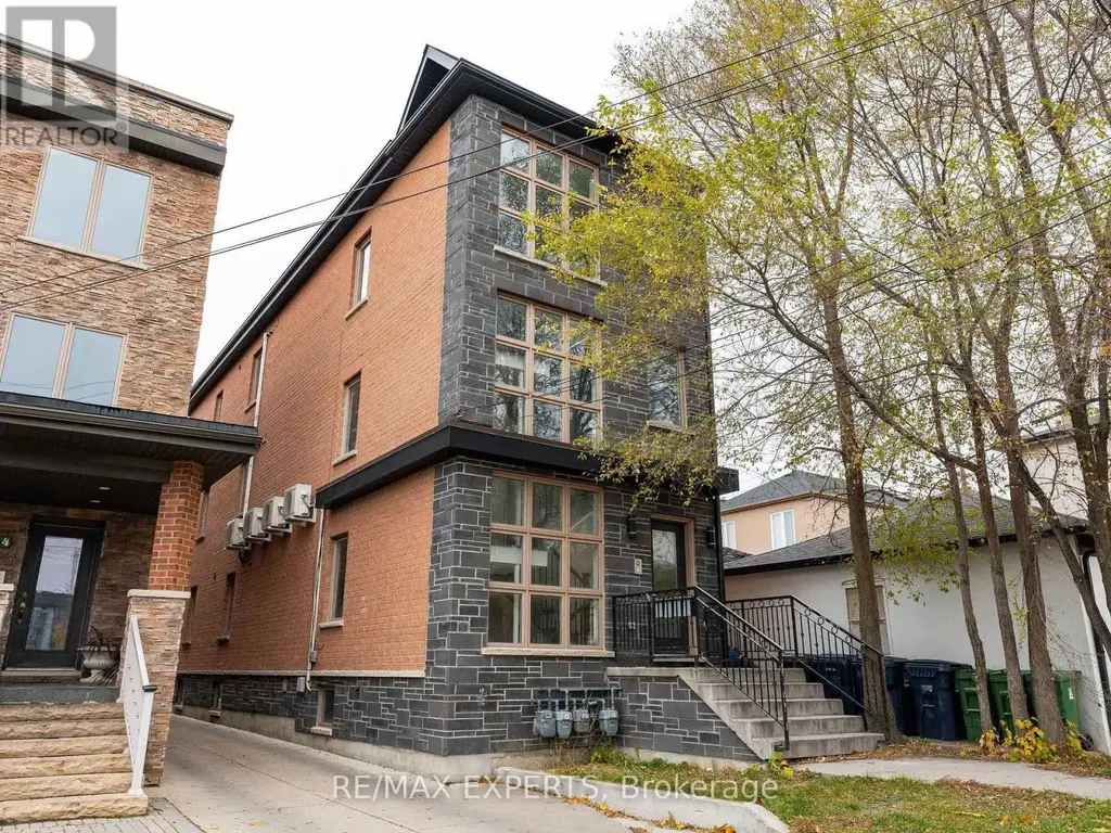 2 Hyde Avenue, Toronto (Keelesdale-Eglinton West)