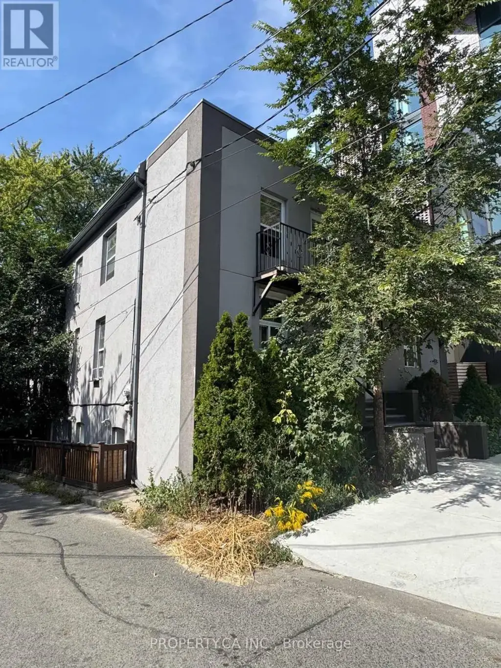 22 Brad Street, Toronto (Junction Area)