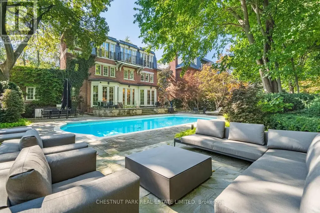 82 Chestnut Park Road, Toronto (Rosedale-Moore Park)