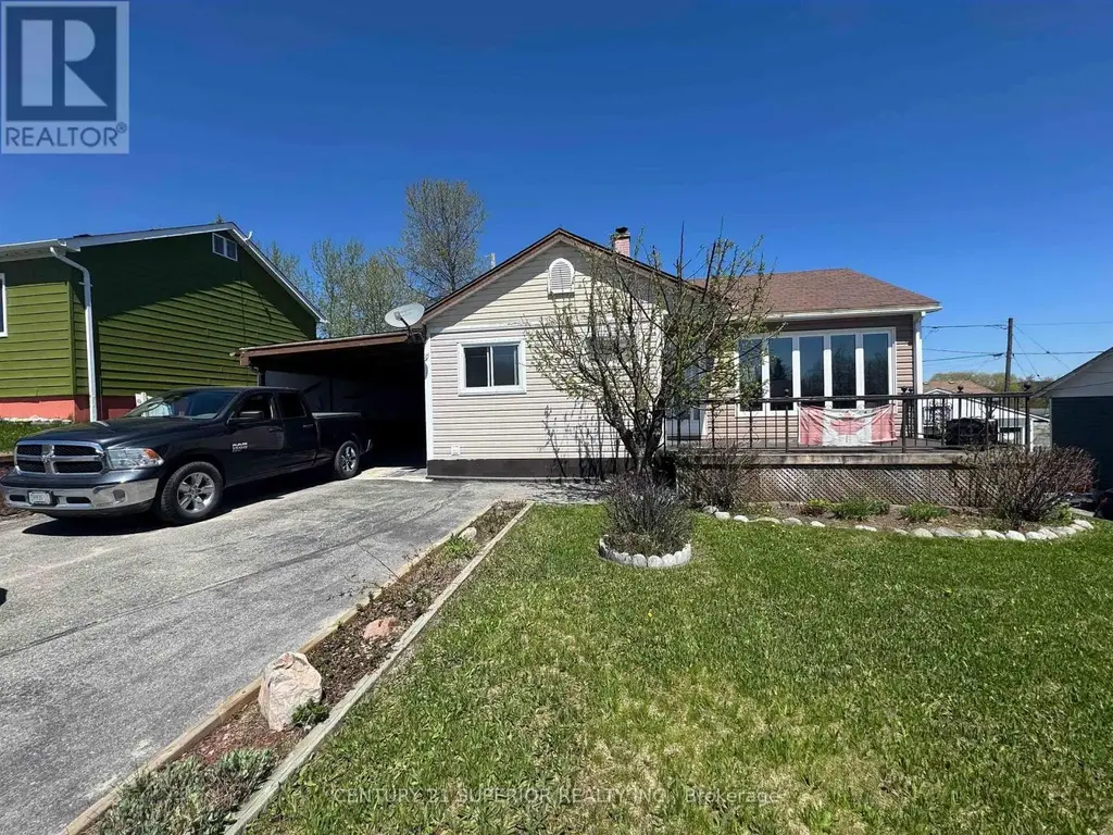3 Falcon Drive, Manitouwadge (TB-73)