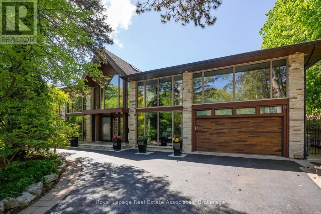 1510 Pinetree Crescent, Mississauga (Mineola)