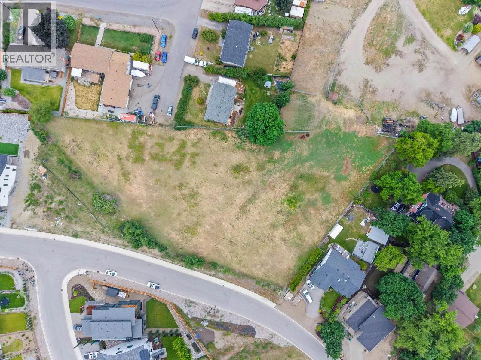 206 Sarsons Road. Vernon, British Columbia