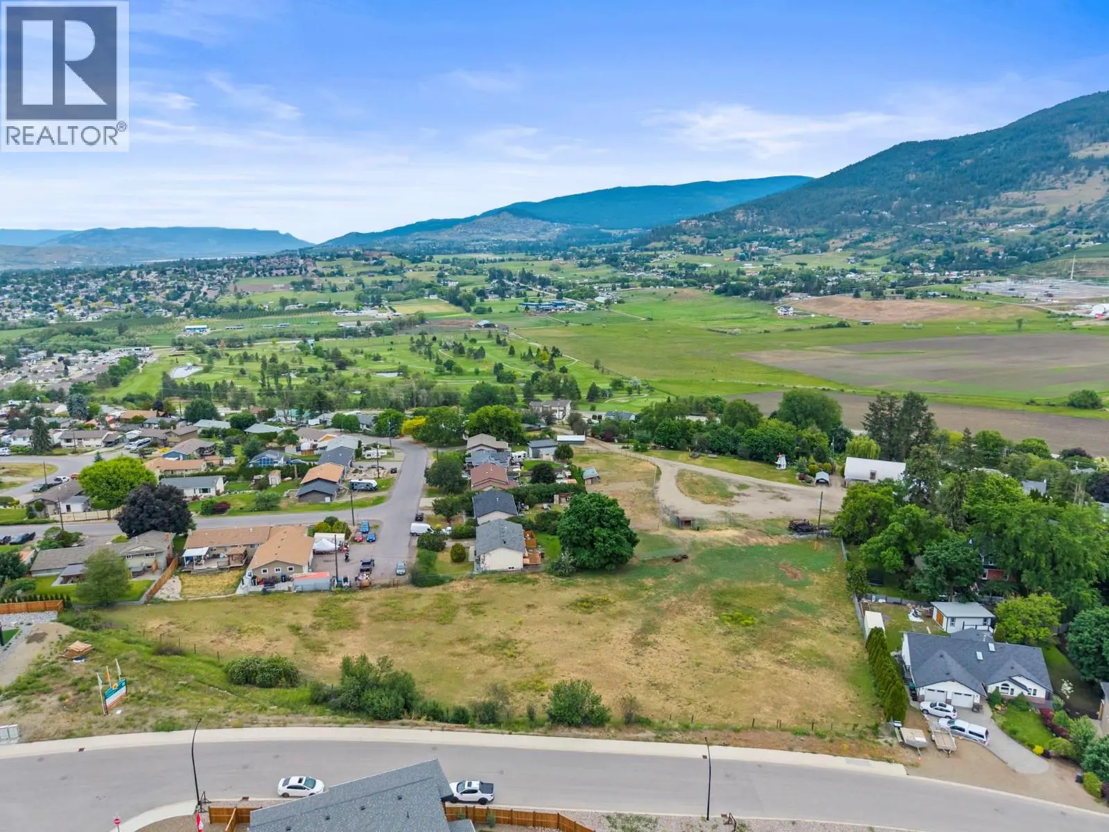 206 Sarsons Road. Vernon, British Columbia