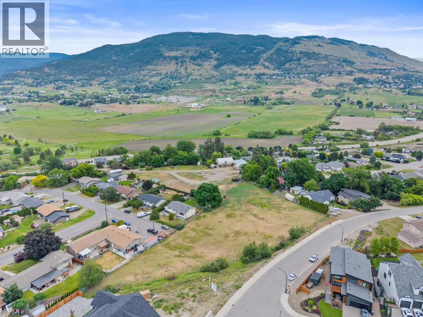 206 Sarsons Road. Vernon, British Columbia