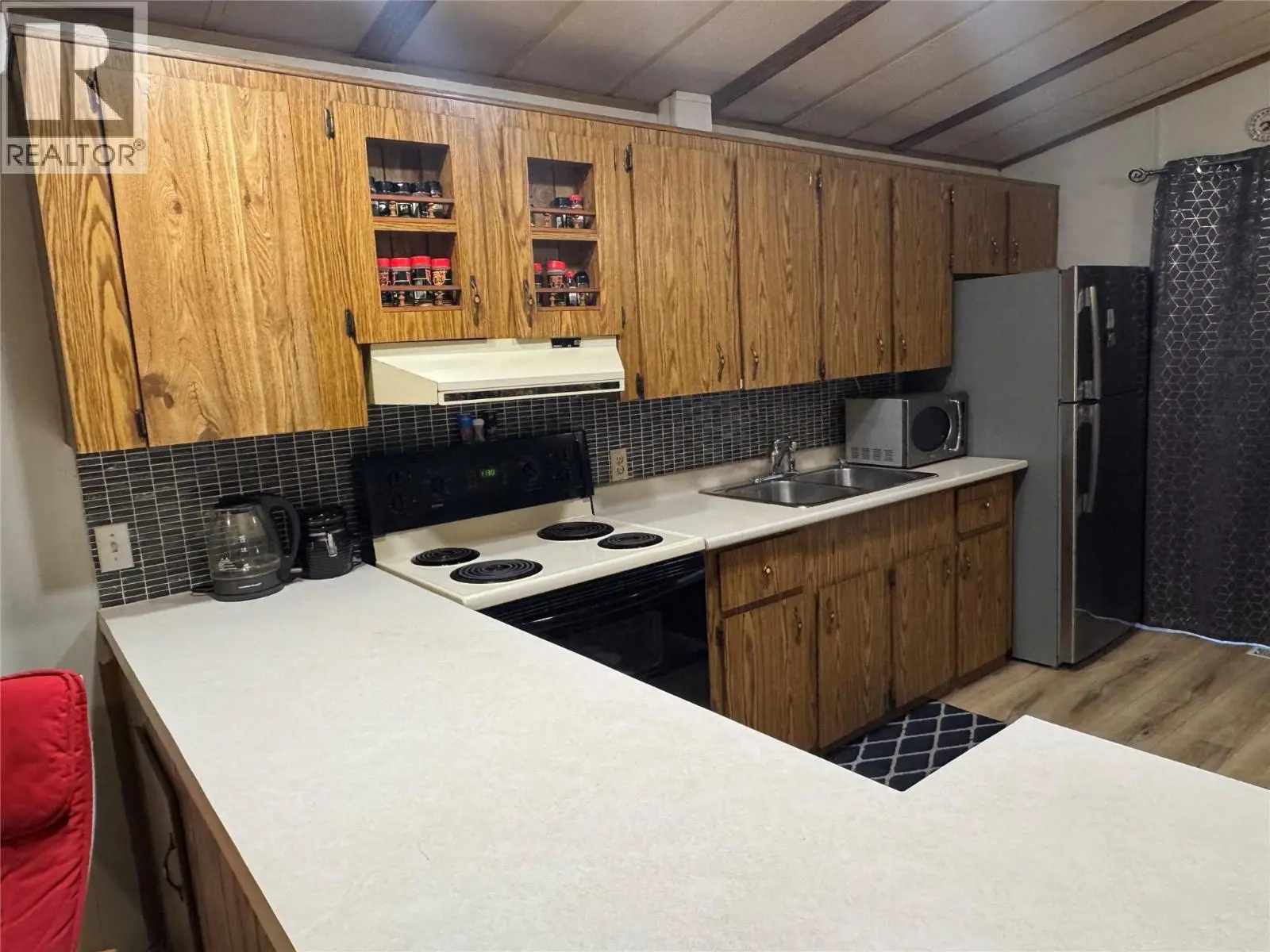 746 Thompson Avenue Unit# 3. Chase, British Columbia