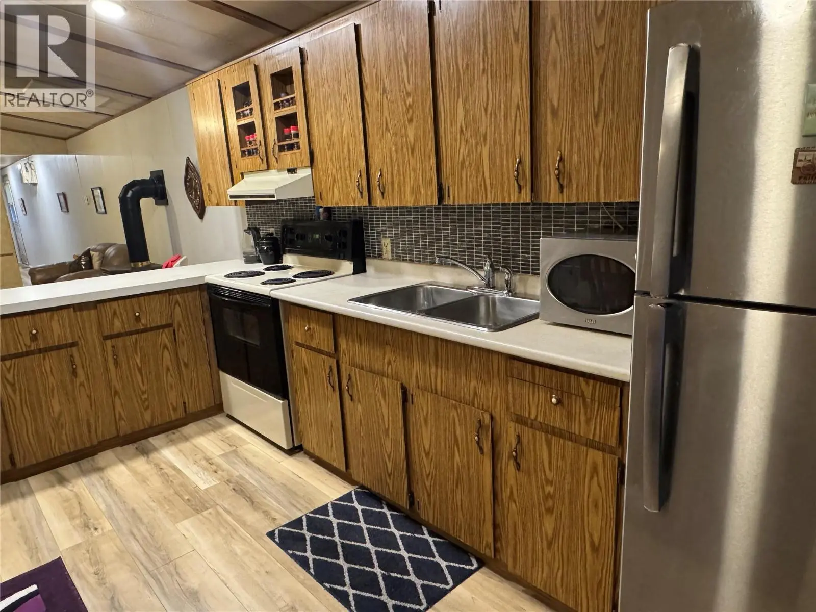 746 Thompson Avenue Unit# 3. Chase, British Columbia