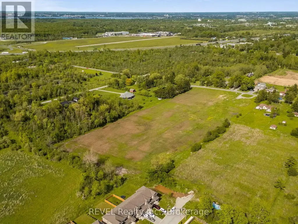 1257 Pettit Road W, Fort Erie (Crescent Park)