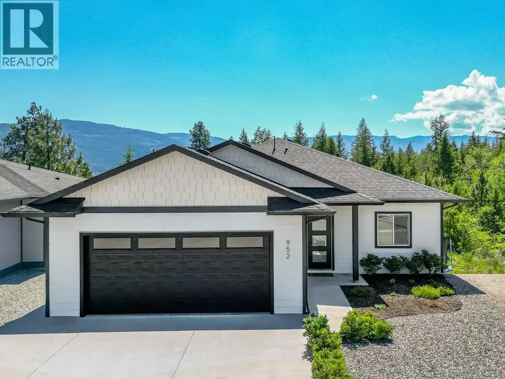 952 Ridgewood Drive, Enderby