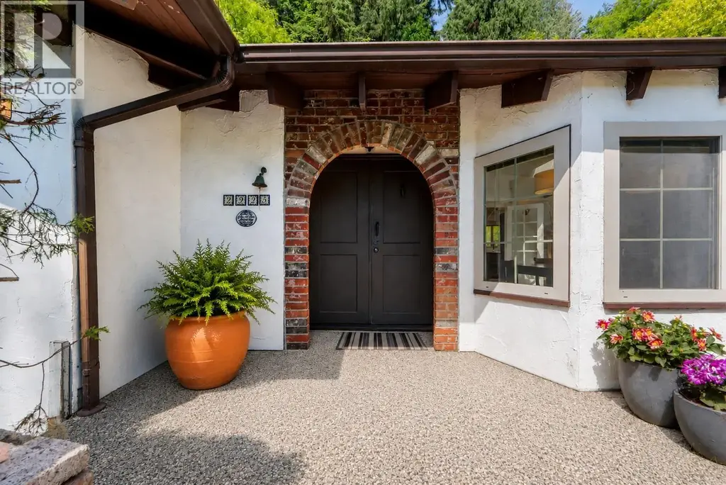 2995 Altamont Crescent, West Vancouver