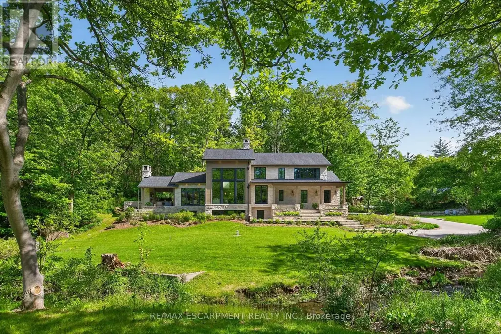981 Mineral Springs Road, Hamilton