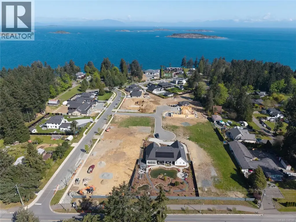 7128 Ocean Blue Pl, Lantzville