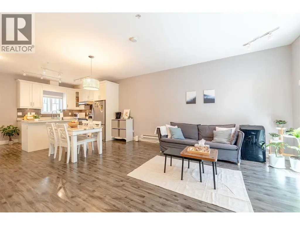 205 2263 Triumph Street, Vancouver