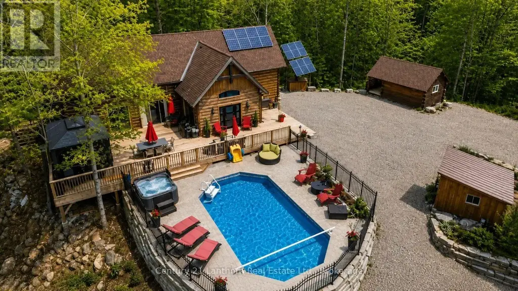 1045 Carnahan Lane, Frontenac (Frontenac Centre)