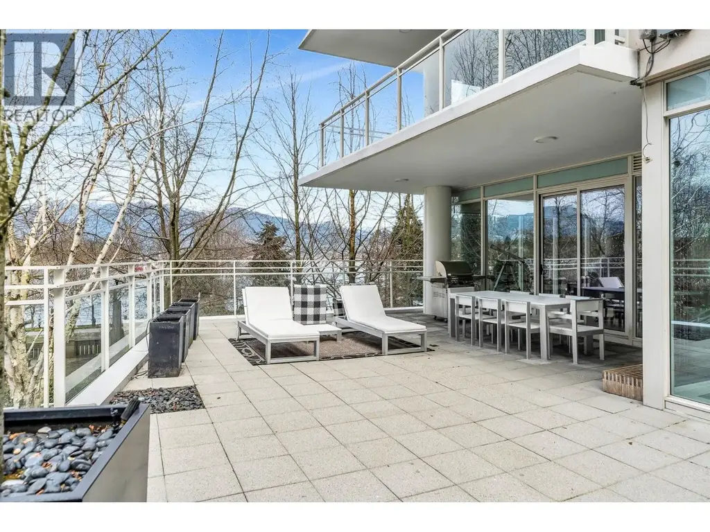 101 1139 W Cordova Street, Vancouver