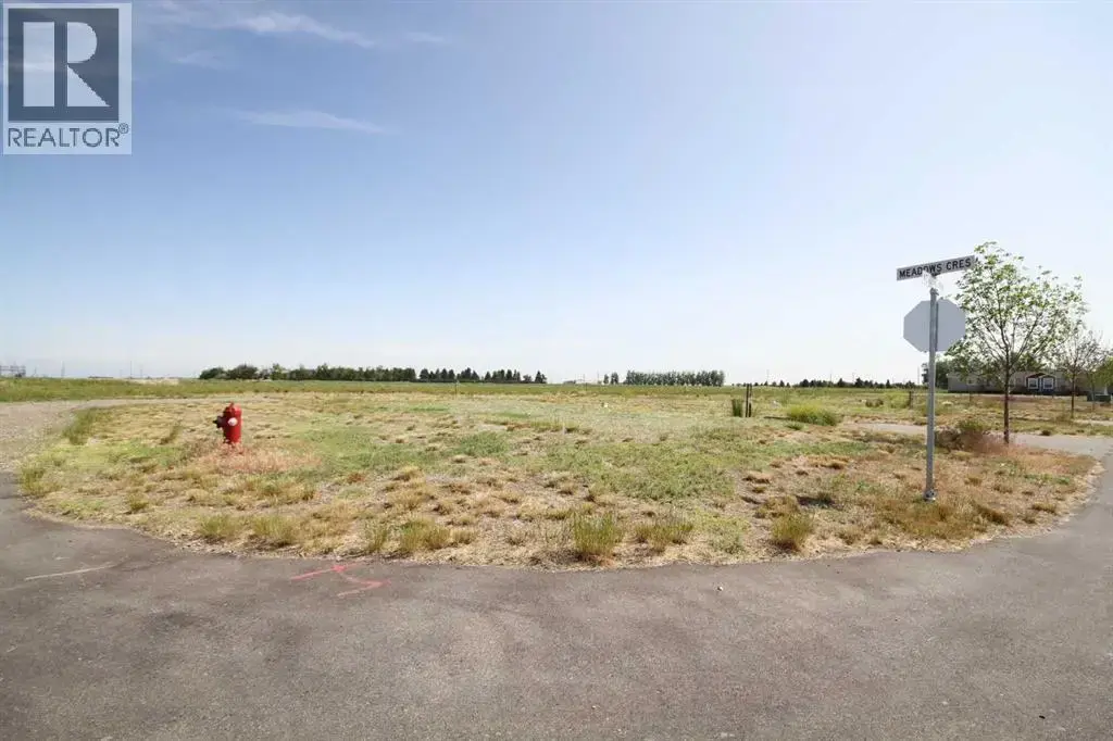 1 Meadows Way, Taber