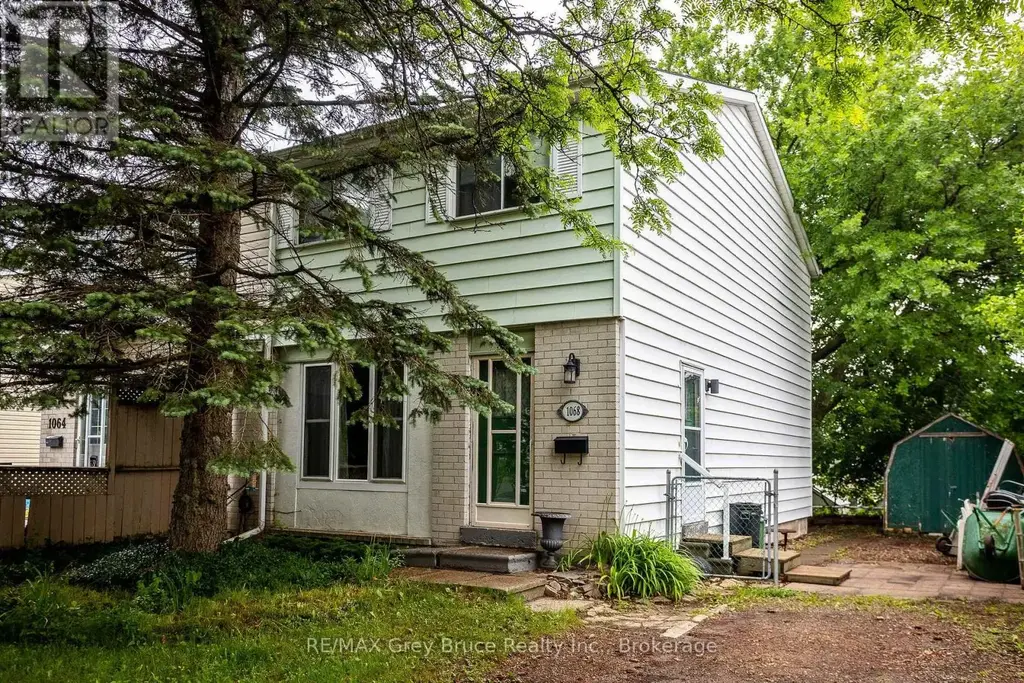 1068 11th Street E, Owen Sound