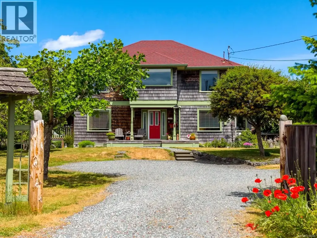 2854 Farm View Rd, Courtenay