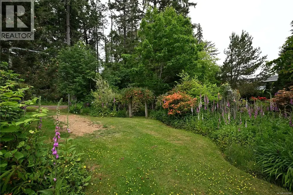 B 7095 Richview Dr, Sooke