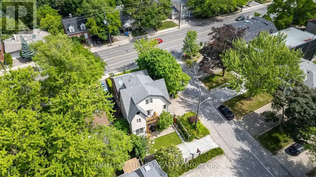 107 Otter Crescent, Toronto (Bedford Park-Nortown)