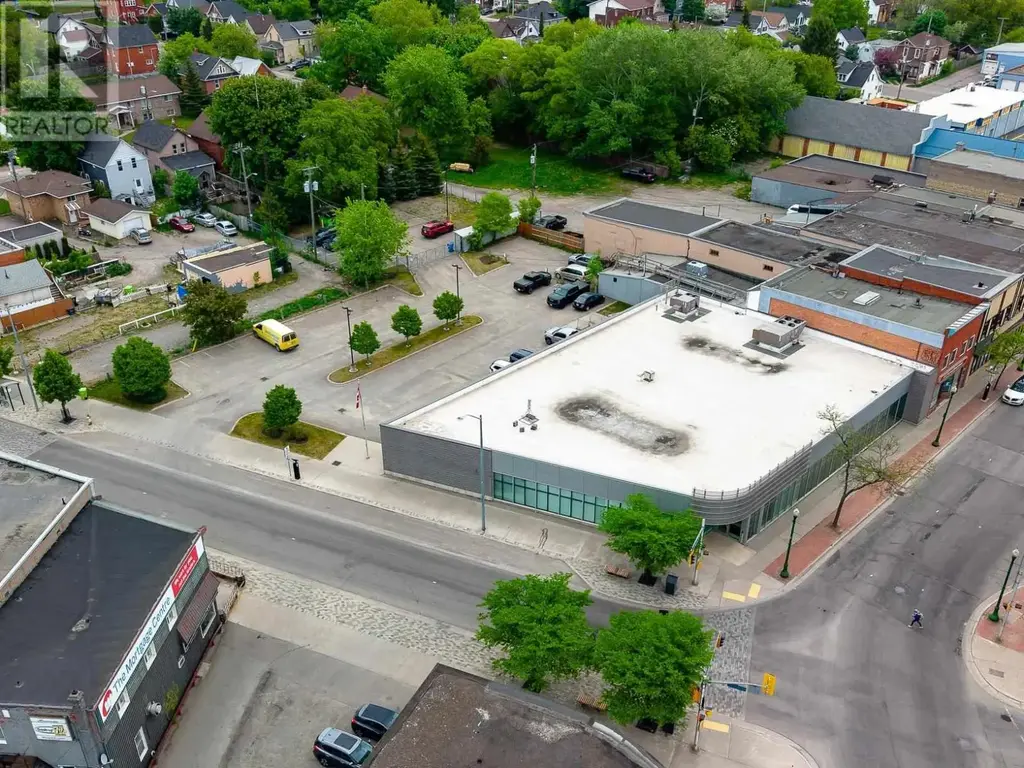 2-8 Queen St E, Sault Ste. Marie