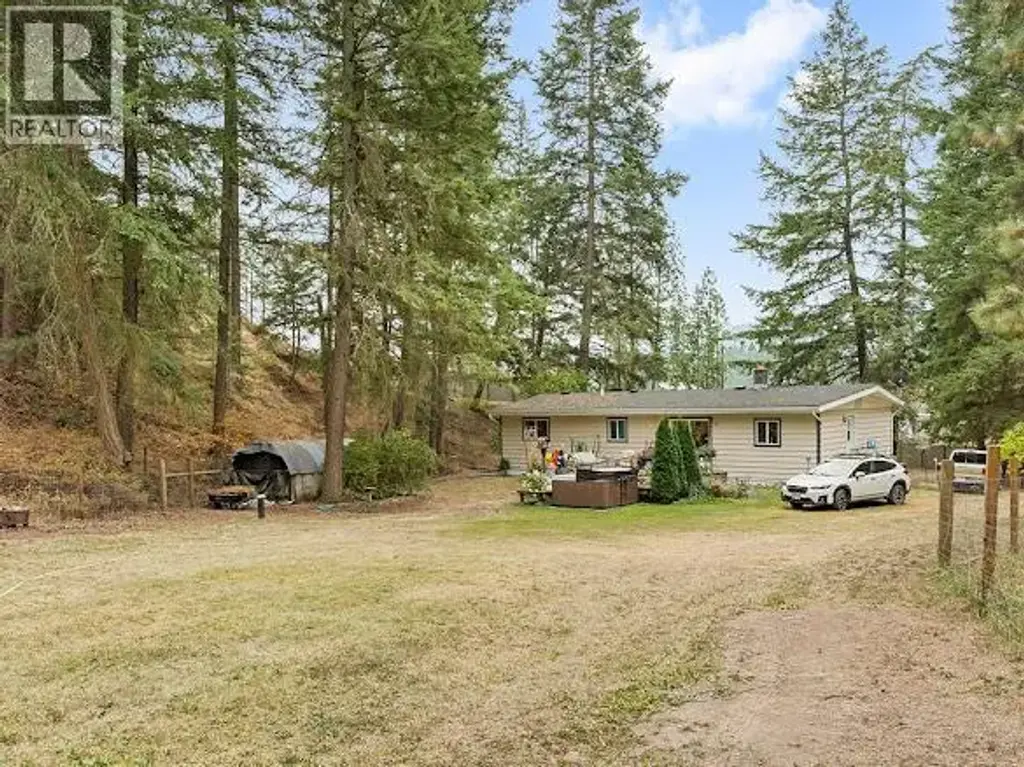 2429 Salmon River Road, Salmon Arm
