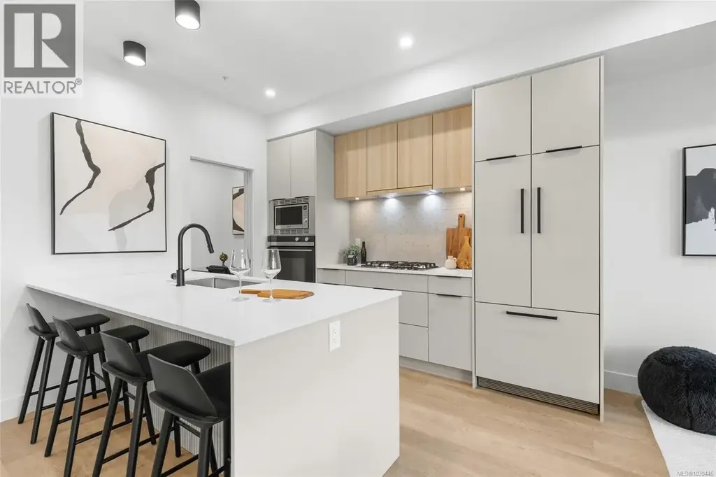 503 2341 Bear Mountain Pkwy, Langford