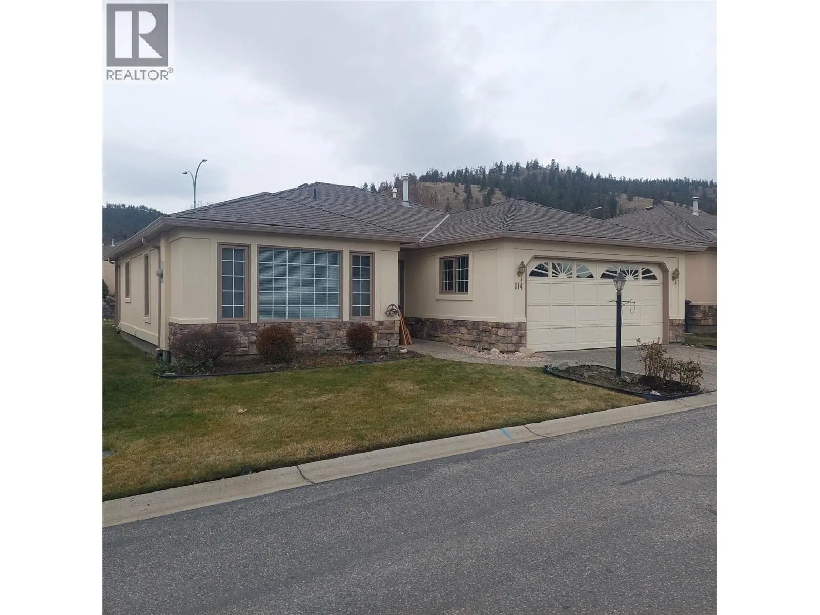 Photo of Listing #10390156