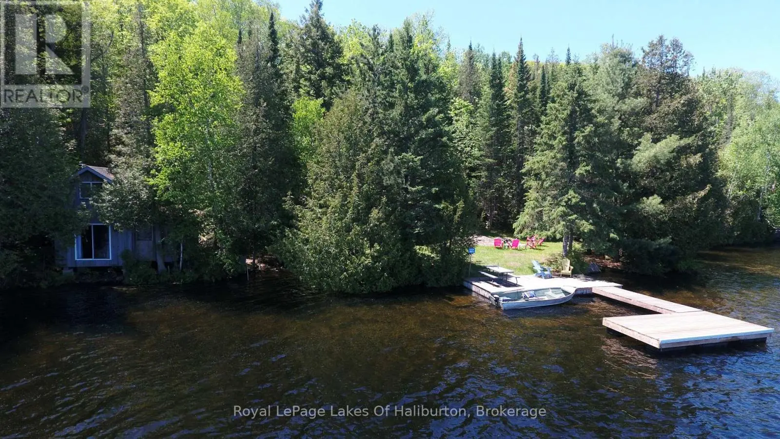 10573 Loon Lake Wao, Highlands East (Monmouth)