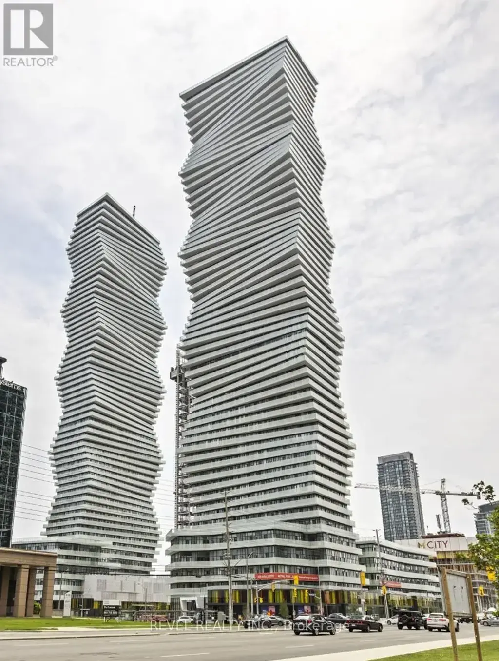 2408 - 3900 Confederation Parkway, Mississauga (City Centre)