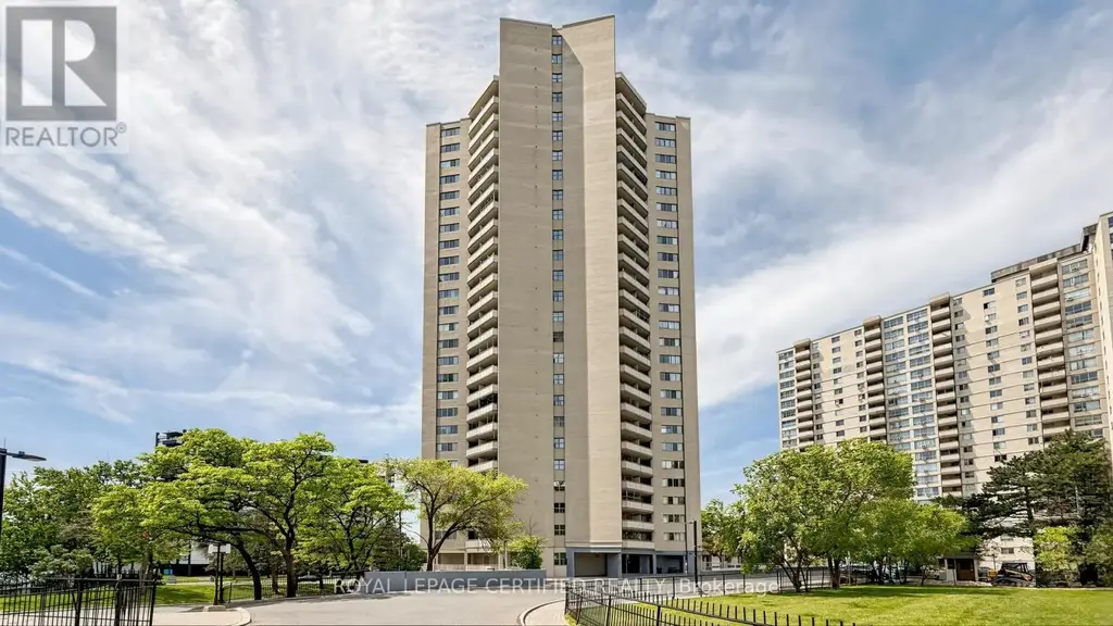 1903 - 330 Dixon Road, Toronto (Kingsview Village-The Westway)