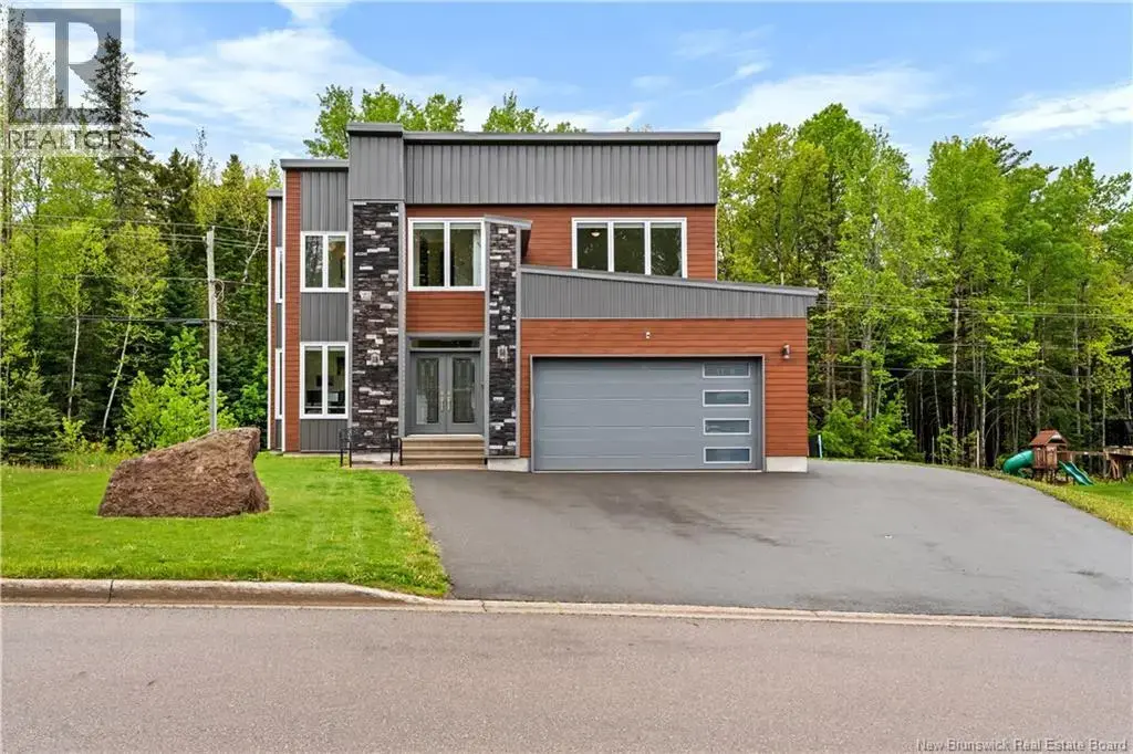 16 Parkplace Lane, Moncton