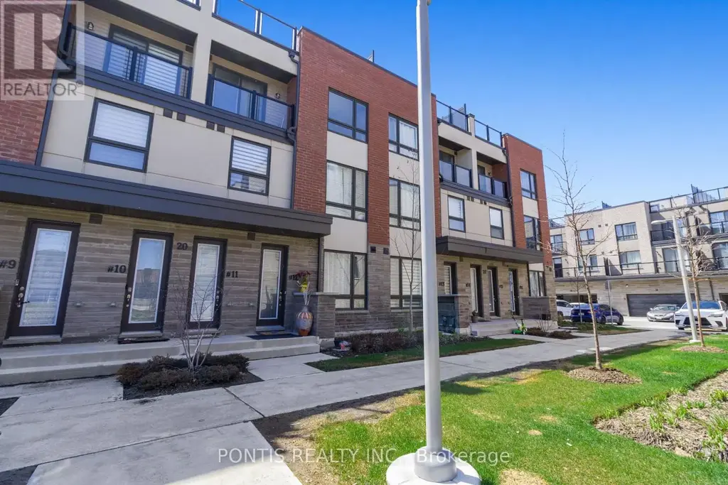 12 - 20 Woodstream Drive, Toronto (West Humber-Clairville)