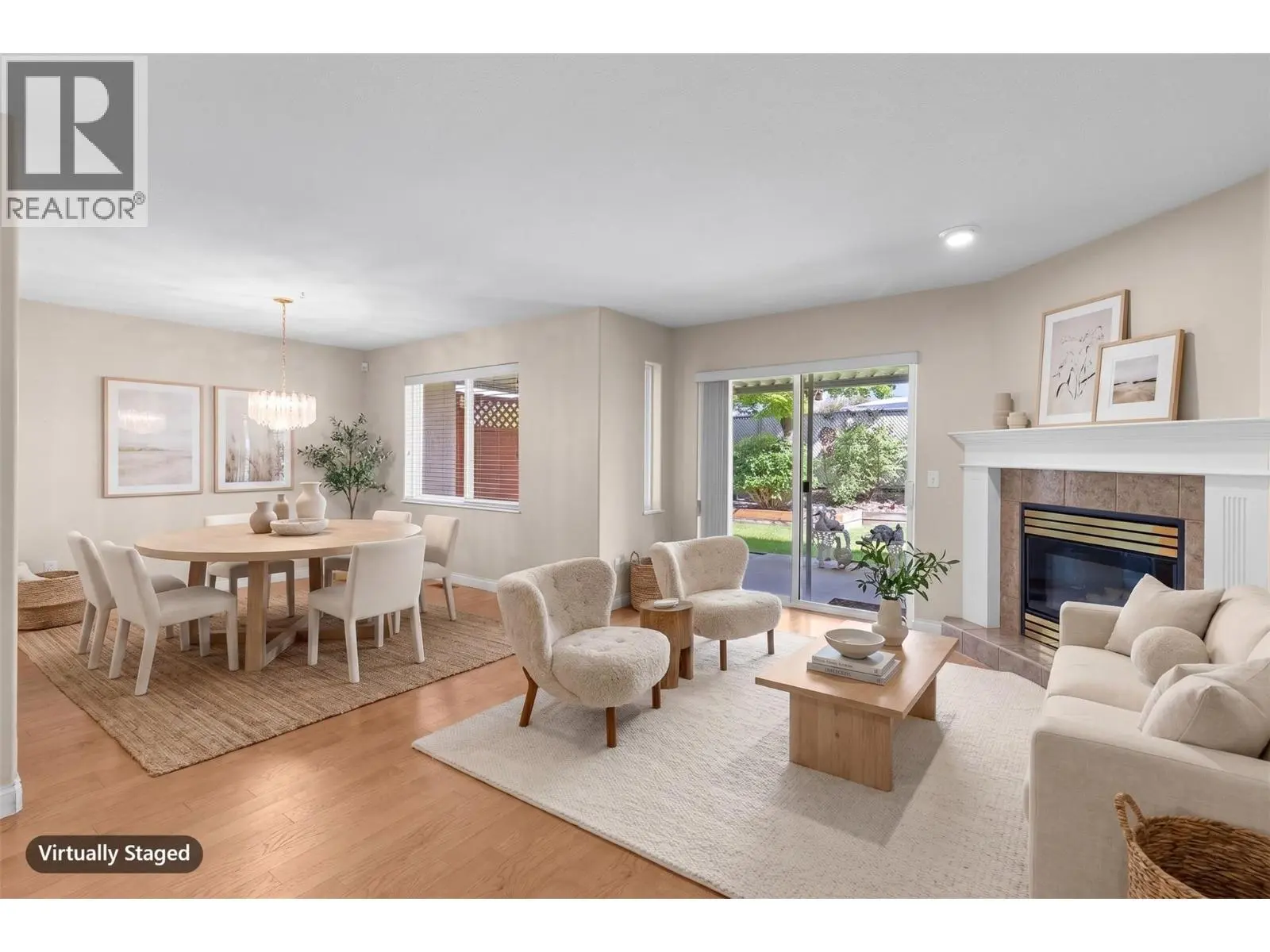 1800 Parkview Crescent Unit# 10. Kelowna, British Columbia