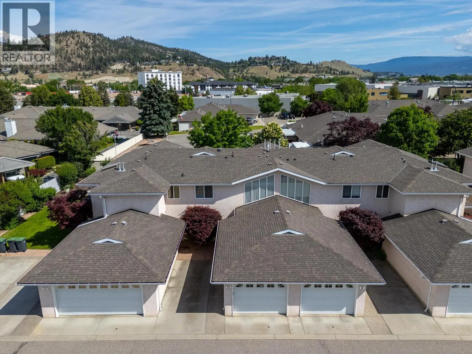 1800 Parkview Crescent Unit# 10. Kelowna, British Columbia