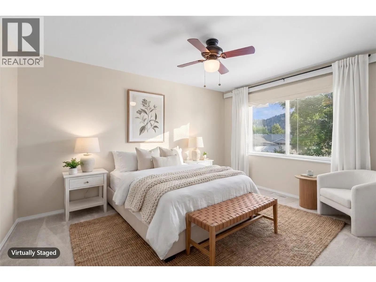 1800 Parkview Crescent Unit# 10. Kelowna, British Columbia