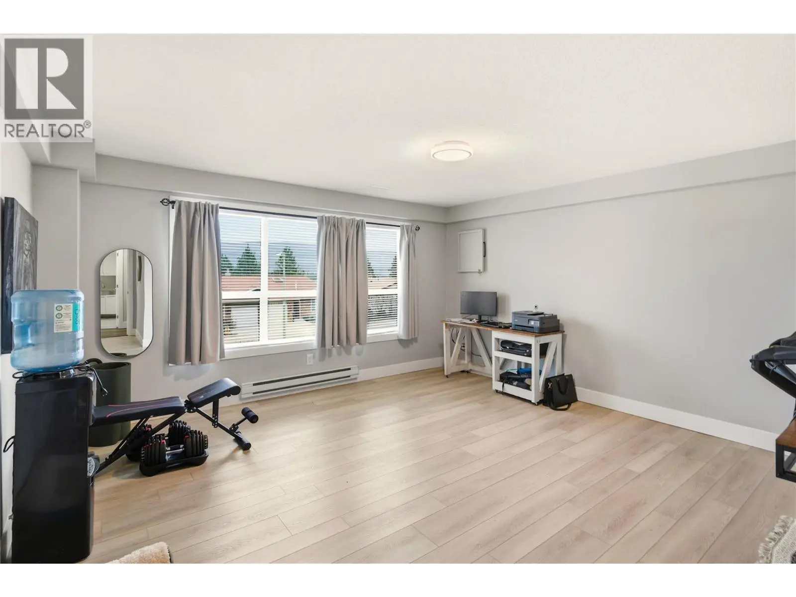 2218 Omineca Place. Kelowna, British Columbia