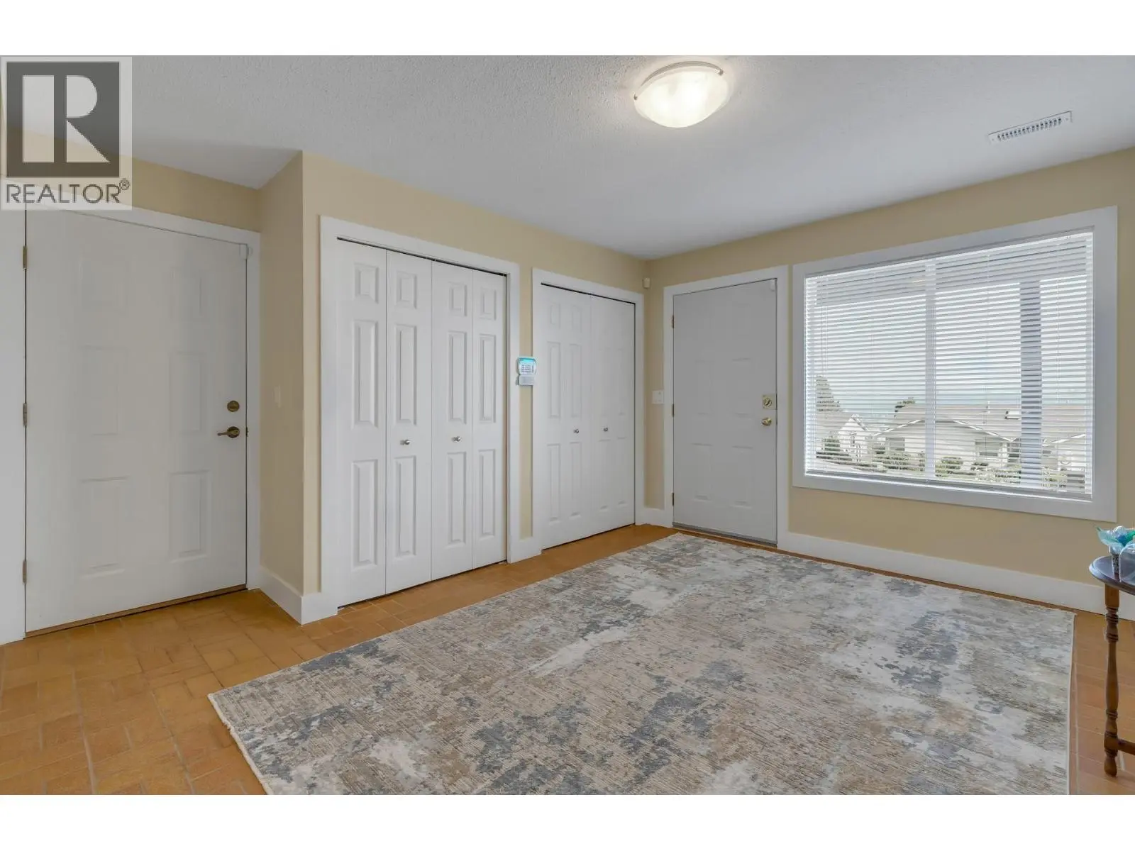 2218 Omineca Place. Kelowna, British Columbia