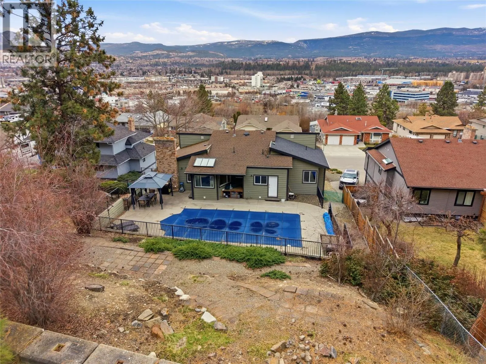 2218 Omineca Place. Kelowna, British Columbia
