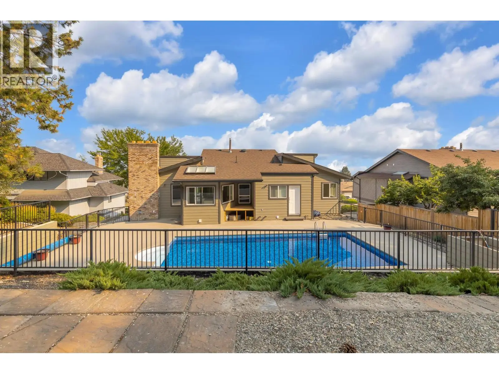 2218 Omineca Place. Kelowna, British Columbia