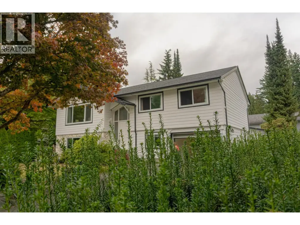 3566 Regent Avenue, North Vancouver