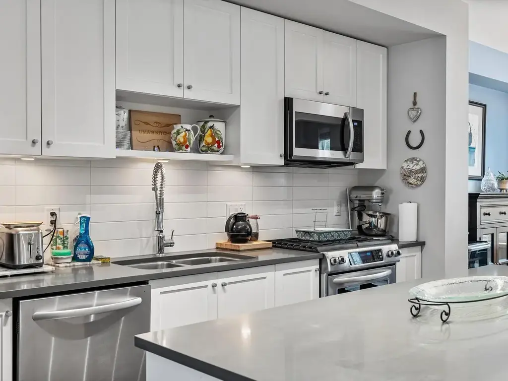 16 277 171 Street, Surrey